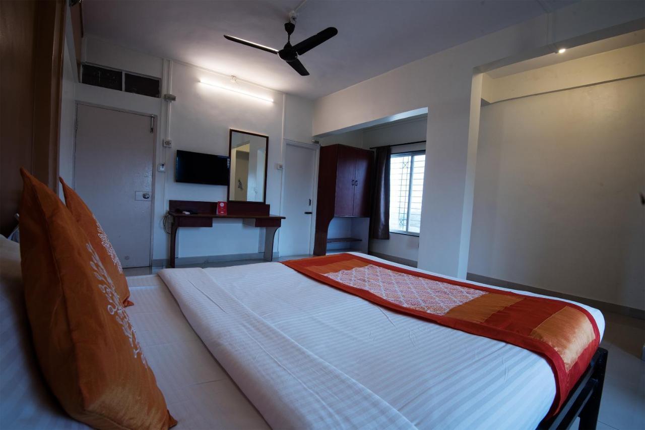 Oyo 1065 Hotel Hmr Royal Inn Púna Kültér fotó