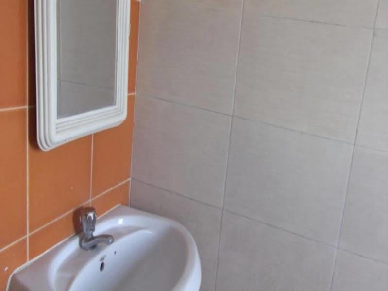 Oyo 1065 Hotel Hmr Royal Inn Púna Kültér fotó