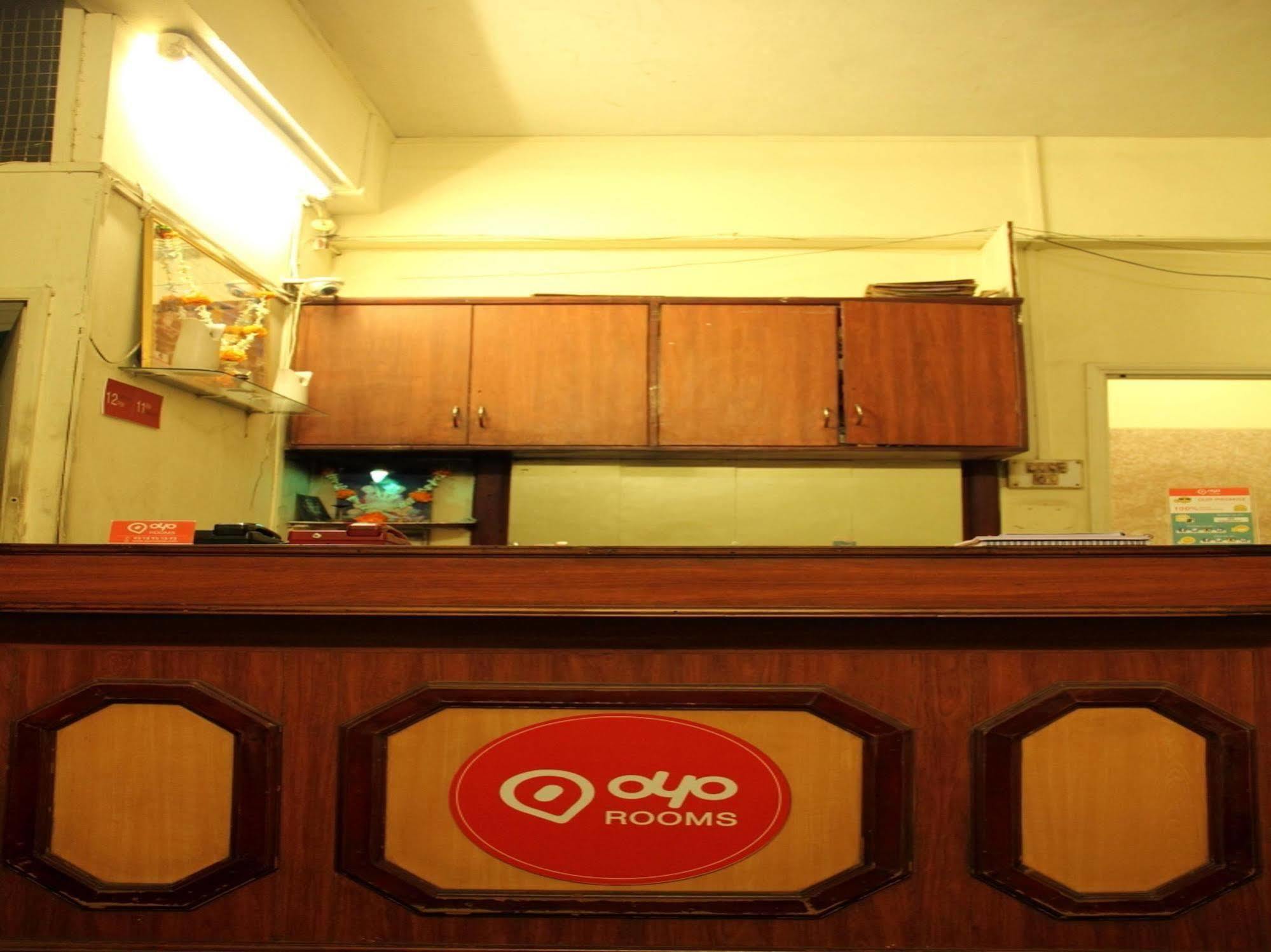 Oyo 1065 Hotel Hmr Royal Inn Púna Kültér fotó